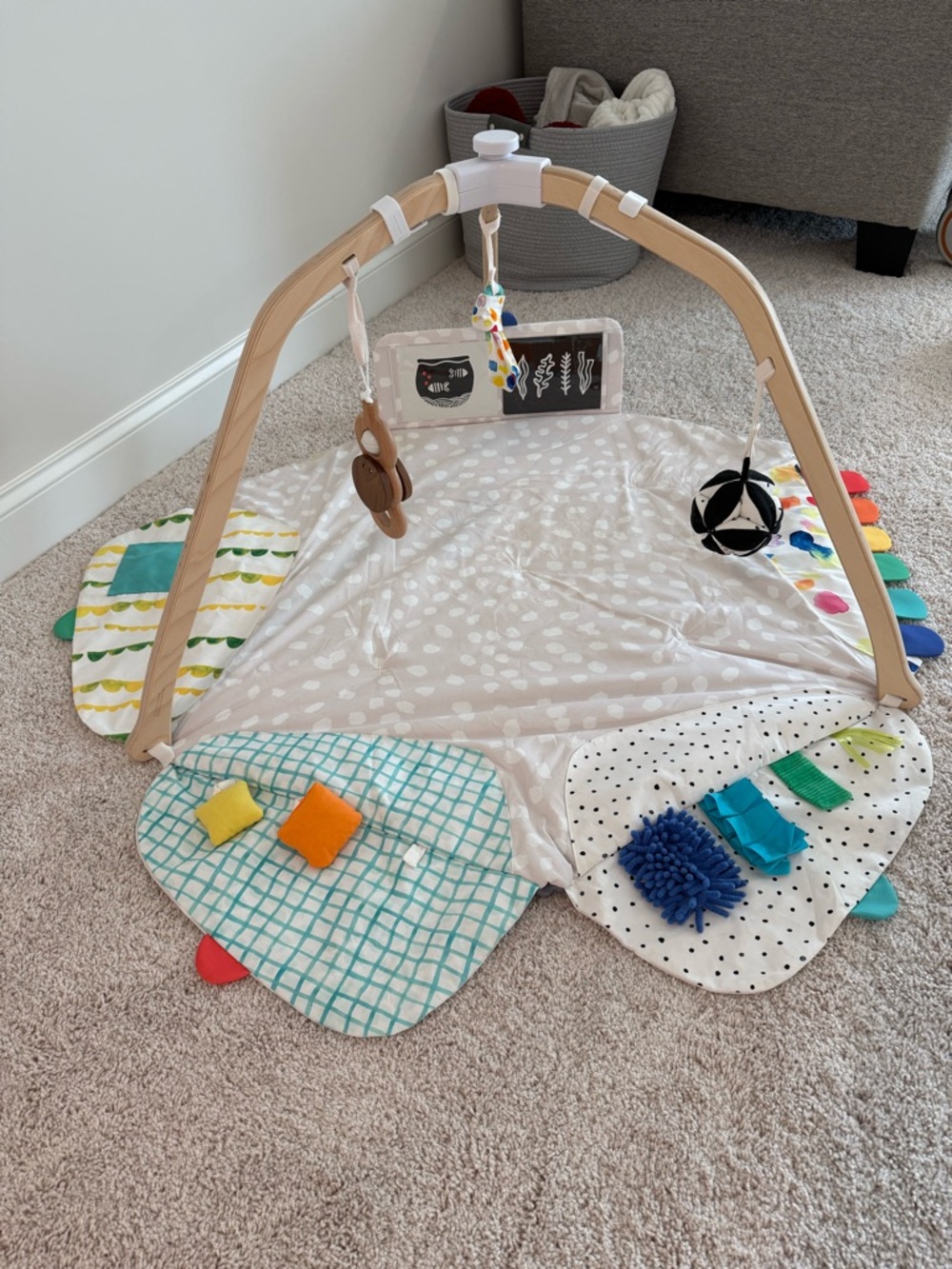 Lovevery Play Gym